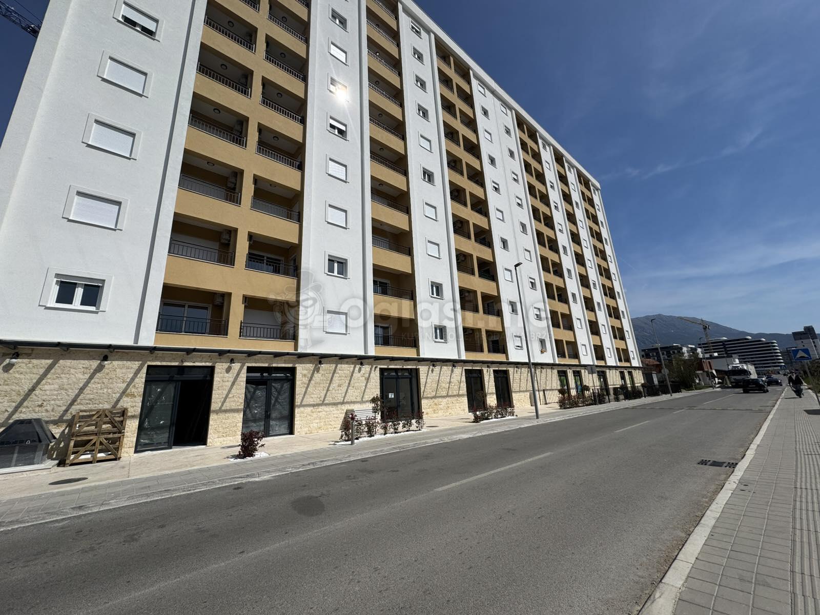 Jednosoban stan 46m2 - Bar - Šušanj