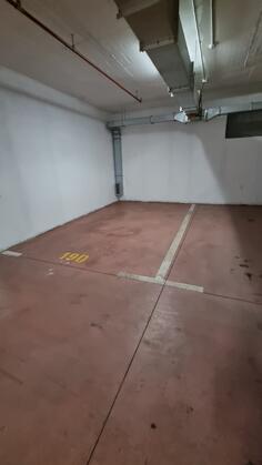 Garaža 15m2 - Podgorica - Zagorič