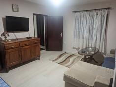 Garsonjera 30m2 - Podgorica - Masline