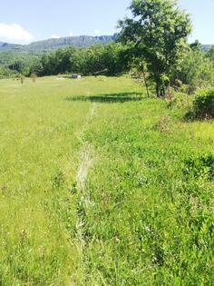 Poljoprivredno zemljište 1000m2 - Podgorica - Pričelje