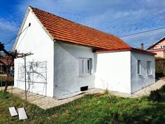 Porodična kuća 70m2 - Nikšić - Cemenca