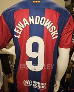 Lewandowski Barcelona 9 dres sezona 2023/24