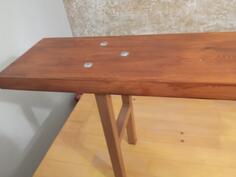 2 stola preklapajuca I 4 klupe