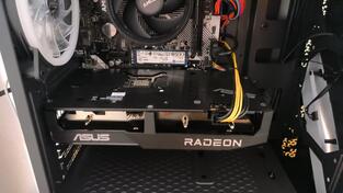 Rx 6600 - AMD Ryzen 7 - 8GB GB DDR5 - SSD disk