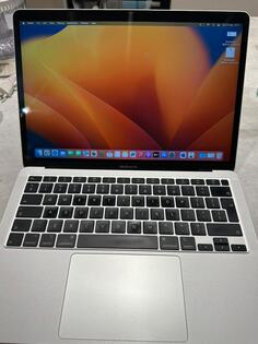 Apple MacBook Air - 13" Intel i3 8GB GB
