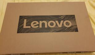 Lenovo 81we - 15.6" Intel i5 8GB GB
