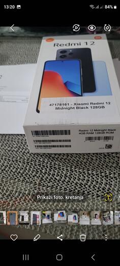 Xiaomi - 12 - 8GB / 128GB