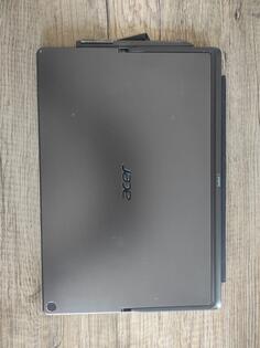 Acer  - 12" Intel i5 8GB GB