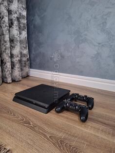 Sony - PlayStation 4