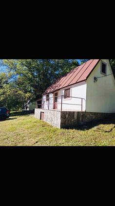 Vikendica 40m2 - Danilovgrad - > Okolina grada