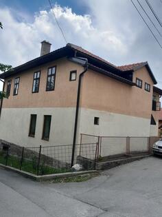 Porodična kuća 110m2 - Pljevlja - Pljevlja (uži dio)