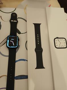 Apple Watch 7 45 mm Muški sat