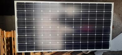 Povoljno prodajem solarne panele jačine 200w