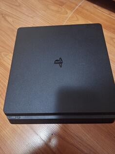 Sony - PlayStation 4