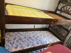 Prodajem krevete na sprat sa dusecima - Cetinje