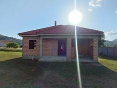 Porodična kuća 170m2 - Podgorica - Donji Kokoti