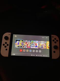 Nintendo - Switch