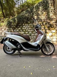 Piaggio - beverli 300