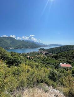 Građevinsko zemljište 558m2 - Herceg Novi - Kamenari