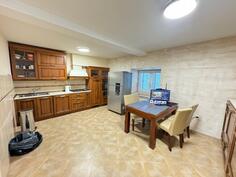 Porodična kuća 250m2 - Herceg Novi - Kamenari