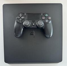 Sony - PlayStation 4