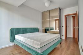 Dvosoban stan 90m2 - Podgorica - Centar grada