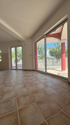 Trosoban stan 79m2 - Kotor - Glavati