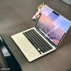 Apple Macbook Air retina 2018 - 13.3" Intel i5 8GB GB