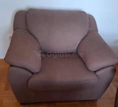 Prodajem trosjed i fotelju