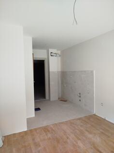 Garsonjera 25m2 - Podgorica - Pobrežje