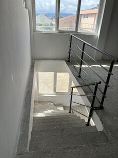 Stovarište 350m2 - Podgorica - Zeta