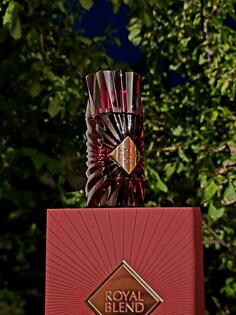 French Avenue Royal Blend Sequoia