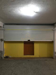 Garaža 18m2 - Budva - Lazi