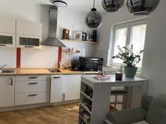 Jednosoban stan 30m2 - Tivat - Opatovo Donja Lastva