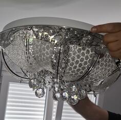 Prodajem kristalnu led luster/plafonjerku