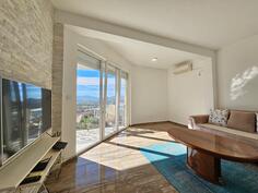 Trosoban stan 150m2 - Bar - Stari Bar