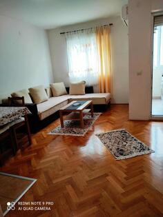 Garsonjera 33m2 - Bar - Centar grada