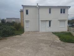 Porodična kuća 70m2 - Bar - Zaljevo