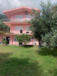 Kuća sa više stanova 170m2 - Bar - Sutomore