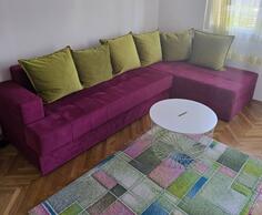 Prodajem malo koriscenu ugaonu