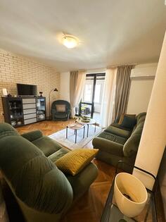 Dvosoban stan 75m2 - Podgorica - Centar grada