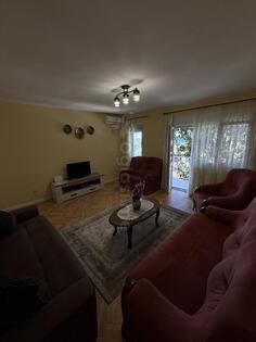 Jednoiposoban stan 85m2 - Ulcinj - Ulcinj (uži dio)