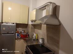 Garsonjera 34m2 - Podgorica - Stari Aerodrom TC Forum