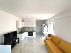 Garsonjera 36m2 - Bar - Bjeliši