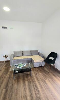 Jednosoban stan 50m2 - Bar - Šušanj