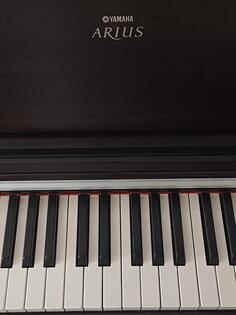 MALIŠANI, SVIRAJMO KLAVIR ZAJEDNO