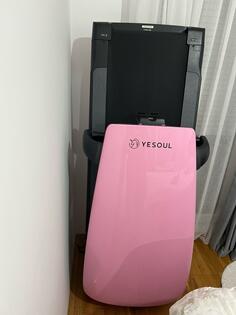 Prodaje se potpuno nova traka za trčanje.