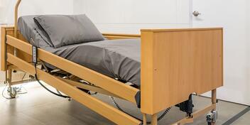 Medicinski elektropodesivi krevet