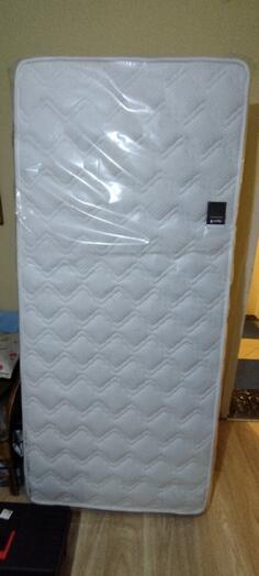 Prodajem potpuno nove dušeke