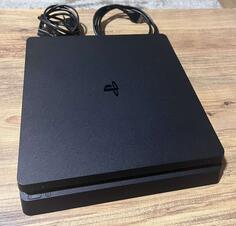 Sony - PlayStation 4
